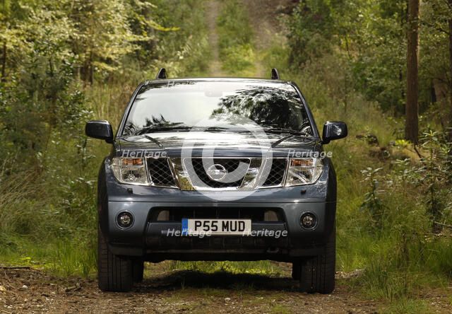 2005 Nissan Pathfinder 2.5 Tspec dci Artist: Unknown.