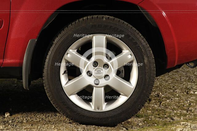 2005 Nissan X-Trail 2.2dci Artist: Unknown.