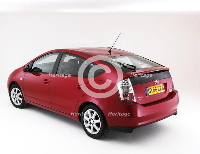 2006 Toyota Prius Hybrid Artist: Unknown.