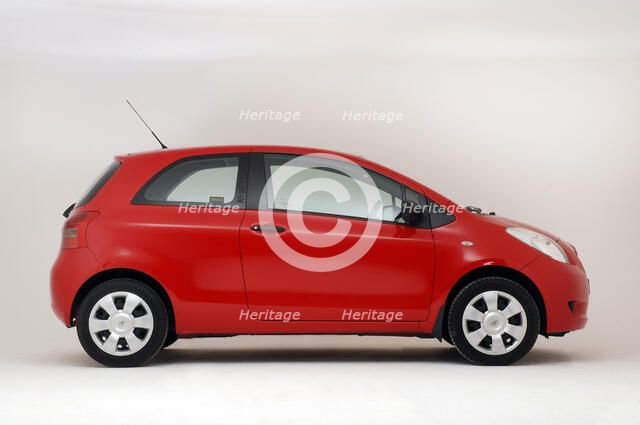 2006 Toyota Yaris Artist: Unknown.