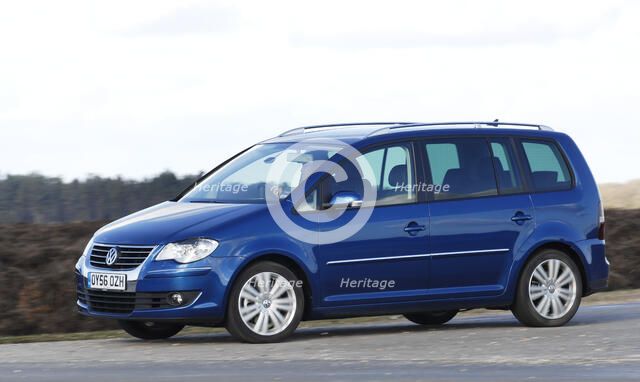 2006 Volkswagen Touran Tdi Sport Artist: Unknown.