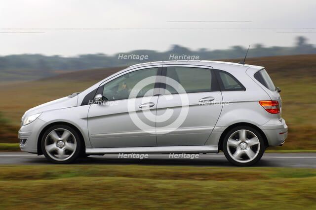 2006 Mercedes Benz B200 Turbo Artist: Unknown.