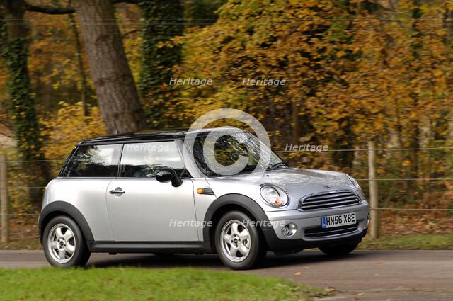 2006 Mini Cooper Artist: Unknown.