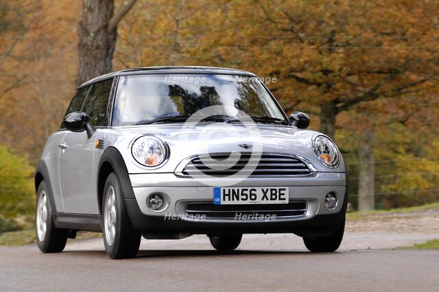 2006 Mini Cooper Artist: Unknown.