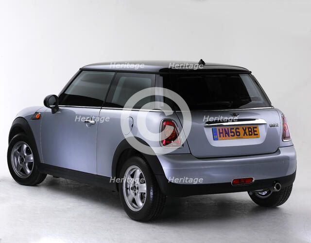2006 Mini Cooper Artist: Unknown.