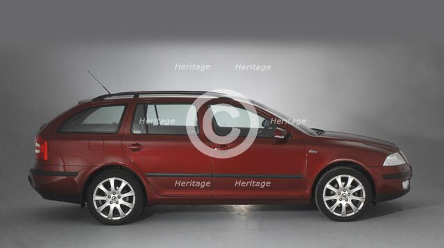 2007 Skoda Octavia estate. Artist: Unknown.