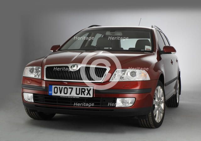 2007 Skoda Octavia estate. Artist: Unknown.