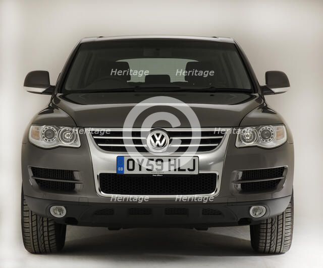 2009 Volkswagen Touareg V6 Tdi Artist: Unknown.