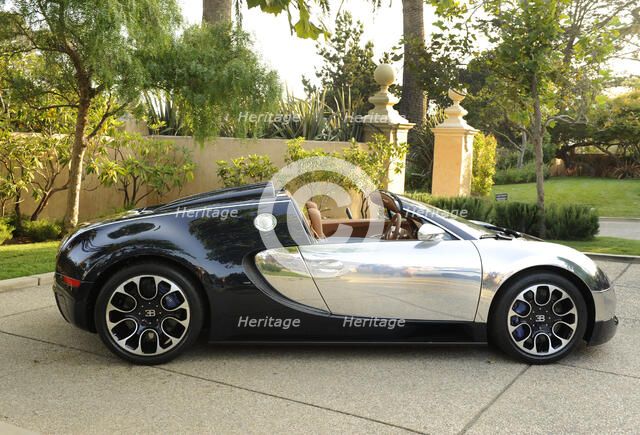 2009 Bugatti Veyron Sang Bleu Artist: Unknown.