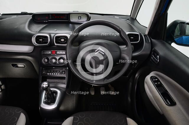 2009 Citroen C3 Picasso Artist: Unknown.