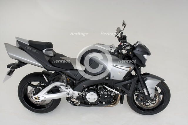 2009 Suzuki B-King Artist: Unknown.