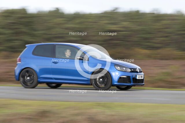 2011 Vokswagen Golf R Tsi Artist: Unknown.