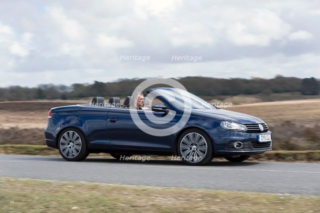 2011 Volkswagen EOS 2.0 Tdi Artist: Unknown.