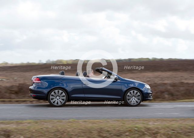2011 Volkswagen EOS 2.0 Tdi Artist: Unknown.