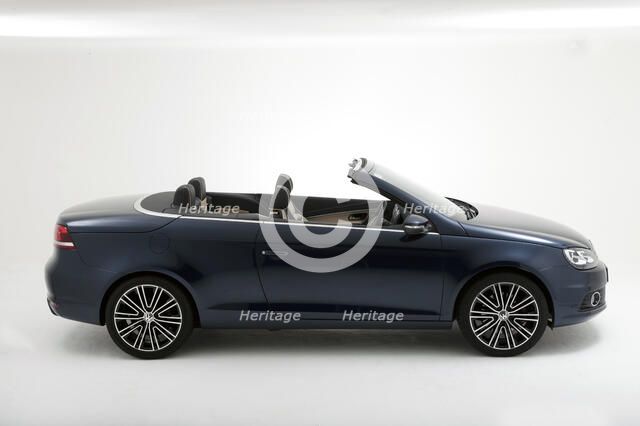 2011 Volkswagen EOS 2.0 Tdi Artist: Unknown.