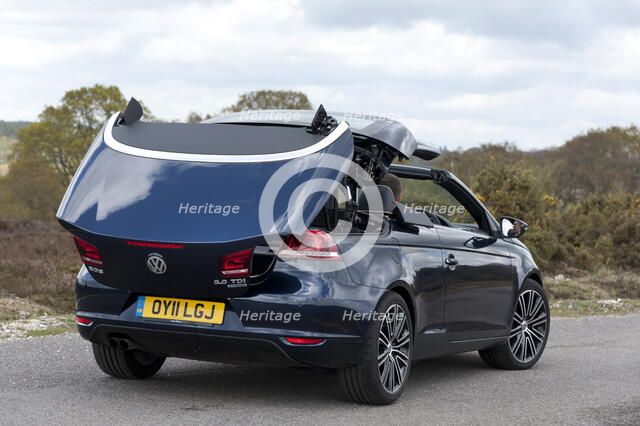 2011 Volkswagen EOS 2.0 Tdi Artist: Unknown.