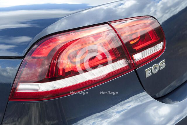 2011 Volkswagen EOS 2.0 Tdi Artist: Unknown.