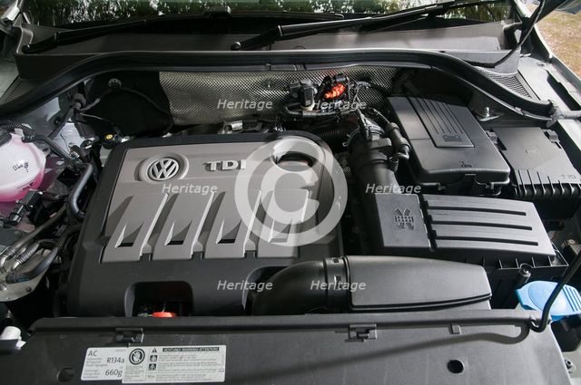 2011 Volkswagen Tiguan S 2.0 Tdi Artist: Unknown.