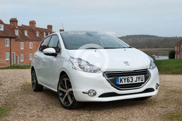 2014 Peugeot 208 Hdi Artist: Unknown.