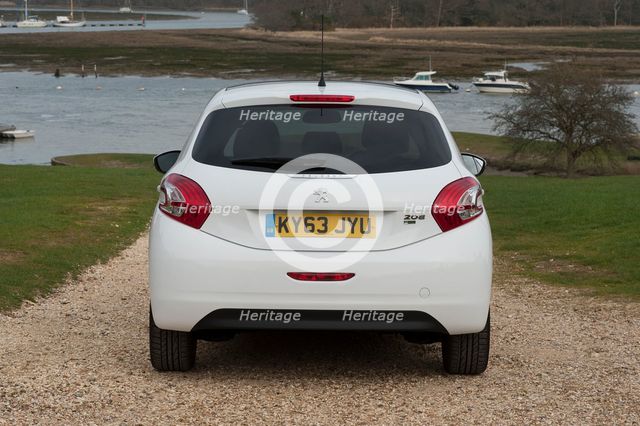 2014 Peugeot 208 Hdi Artist: Unknown.