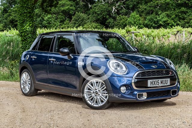 2015 Mini Cooper S 5 door. Creator: Unknown.