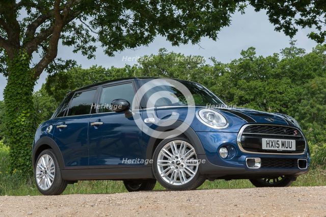 2015 Mini Cooper S 5 door. Creator: Unknown.