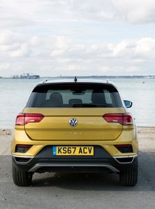 2017 Volkswagen T-Roc. Creator: Unknown
