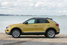 2017 Volkswagen T-Roc. Creator: Unknown