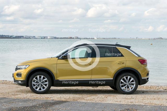 2017 Volkswagen T-Roc. Creator: Unknown.