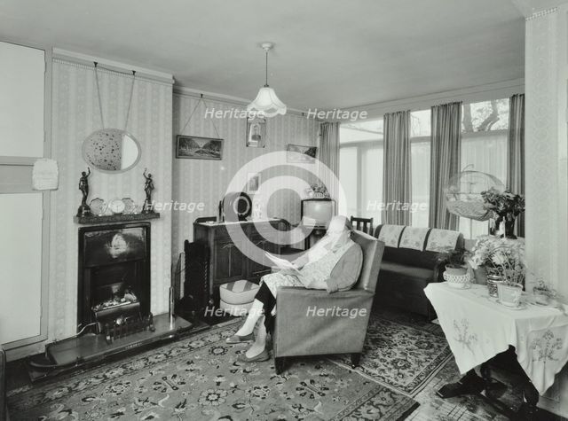 22 Minstead Gardens, Alton Estate, Wandsworth, London: living room, 1960. Creator: Unknown.