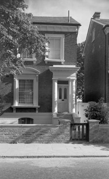 32 Loughborough Road, Brixton, London, c1945-1980. Artist: Eric de Maré