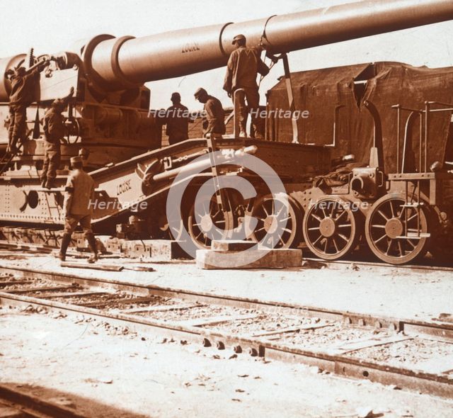 370 railway gun named 'Louise', Mailly, northern France, c1914-c1918. Artist: Unknown.