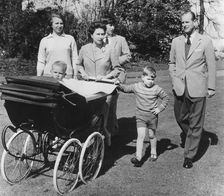 39th birthday picture of the Queen and her family, Frogmore House, Windsor, 1965. Creator: Unknown