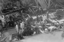 7th Ave. subway cave-in,1915. Creator: Bain News Service