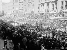 7th Regiment, New York National Guard, Dewey land parade, 1899 Sept 30. Creator: Unknown