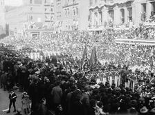 7th Regiment, New York National Guard, Dewey land parade, 1899 Sept 30. Creator: Unknown