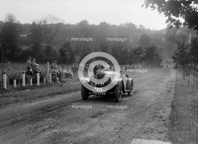 4.5 litre Invicta, Bugatti Owners Club Hill Climb, Chalfont St Peter, Buckinghamshire, 1935. Artist: Bill Brunell.