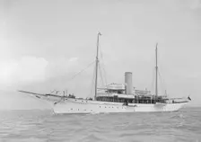 489 ton steam yacht (possibly Juicel ) under way, 1939. Creator: Kirk & Sons of Cowes