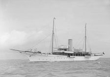 489 ton steam yacht (possibly Juicel ) under way, 1939. Creator: Kirk & Sons of Cowes