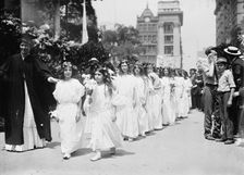 4th of July Parade, N.Y., 1911. Creator: Bain News Service