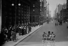 5th Ave. above 42d [i.e., 42nd] St. Sunday, 3/23/13, 1913. Creator: Bain News Service