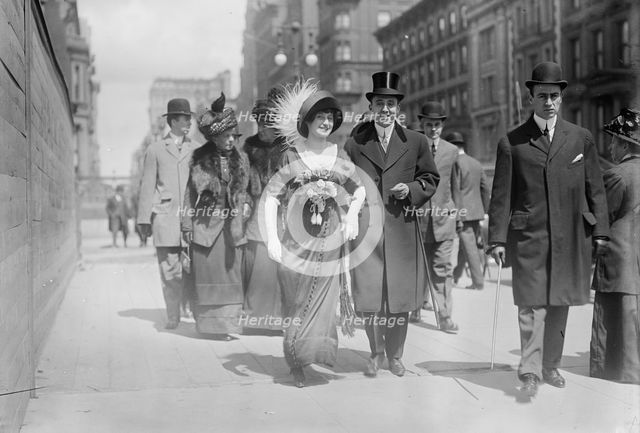 5th Ave. - Easter 1911. Creator: Bain News Service.