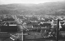 5th Avenue, between c1900 and c1930. Creator: Unknown