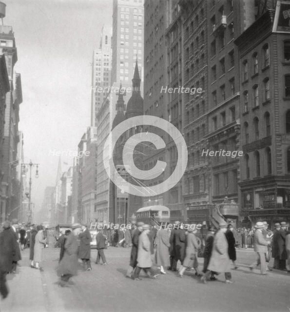 5th Avenue, New York City, USA, 20th century. Artist: J Dearden Holmes