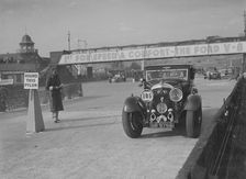 6.5 litre Bentley saloon competing in the JCC Rally, Brooklands, Surrey, 1939. Artist: Bill Brunell
