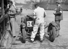 CM Harvey and HJ Aldington's Frazer-Nash at the JCC Double Twelve race, Brooklands, 8/9 May 1931. Artist: Bill Brunell