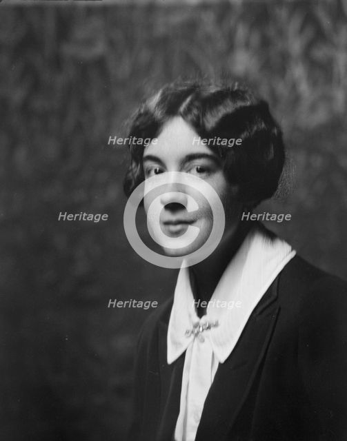 Cotton, May, Miss, portrait photograph, 1924 July 24. Creator: Arnold Genthe.