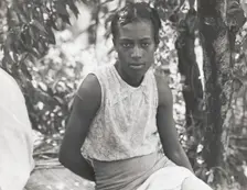 Cotton hoer near Clarksdale, Miss., June 1937. Creators: Farm Security Administration, Dorothea Lange