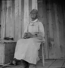 Cotton sharecropper, Mississippi, 1937. Creator: Dorothea Lange