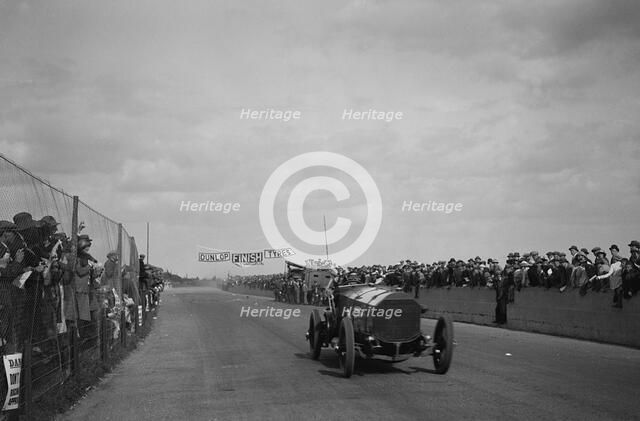 Count Louis Zborowski driving Chitty Bang Bang 1 to win the Southsea Speed Carnival, 1922. Artist: Bill Brunell.